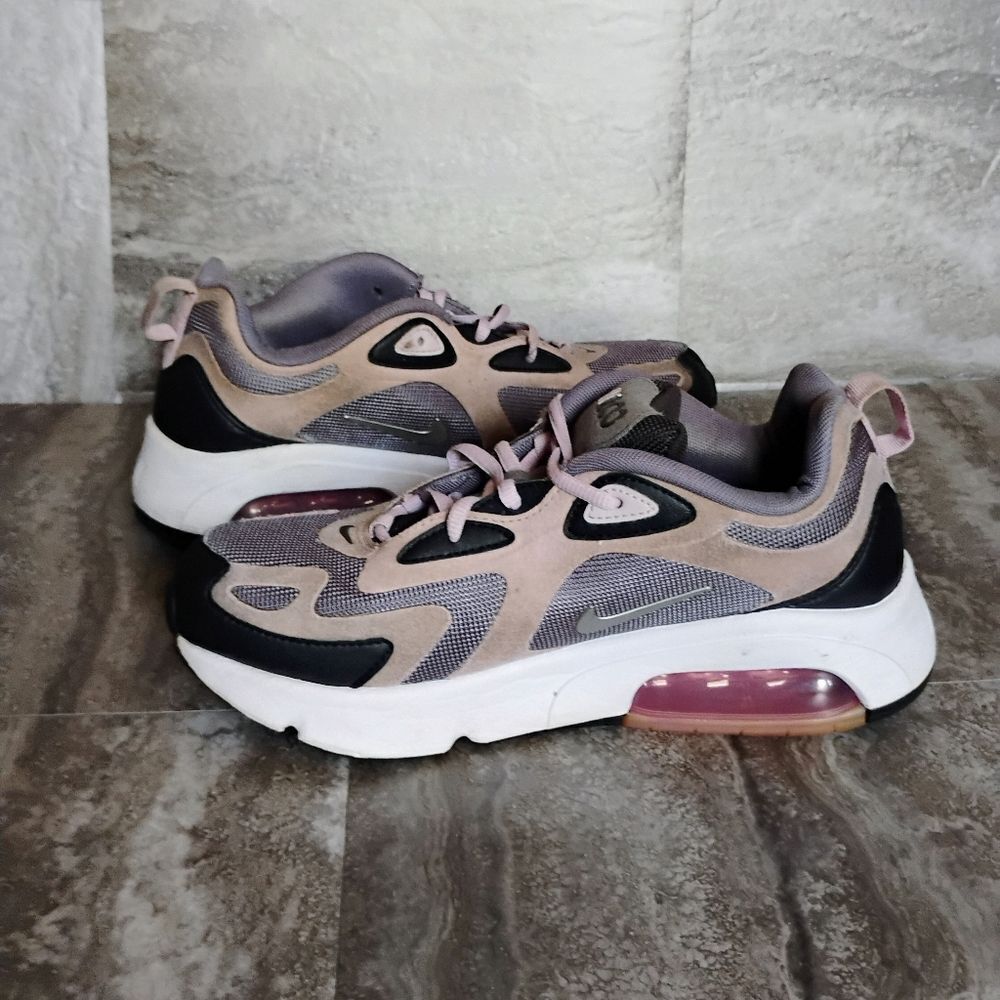 Nike Air Max 200 Off Noir (GS) Size 5.5 Youth EUC